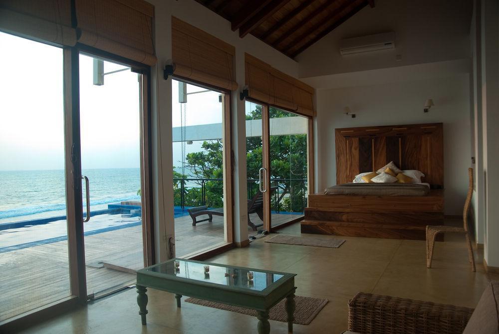 The Cove Hotel Негомбо Екстериор снимка